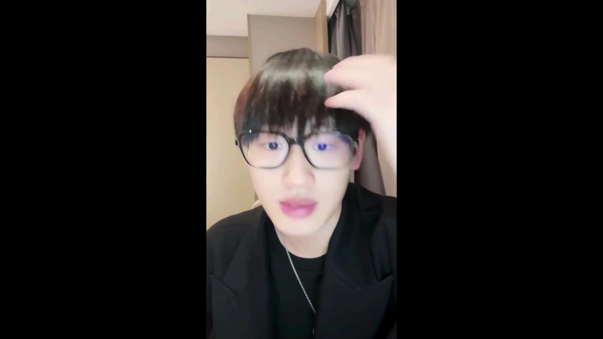 【AK刘彰】书要继续读，人生要有厚度才能写出有厚度的歌词_哔哩哔哩_bilibili