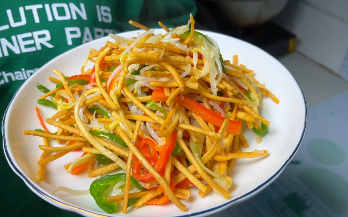 1把馓子,1块钱的绿豆芽;大火97爆炒,没想到这么美味~~~_哔哩哔哩