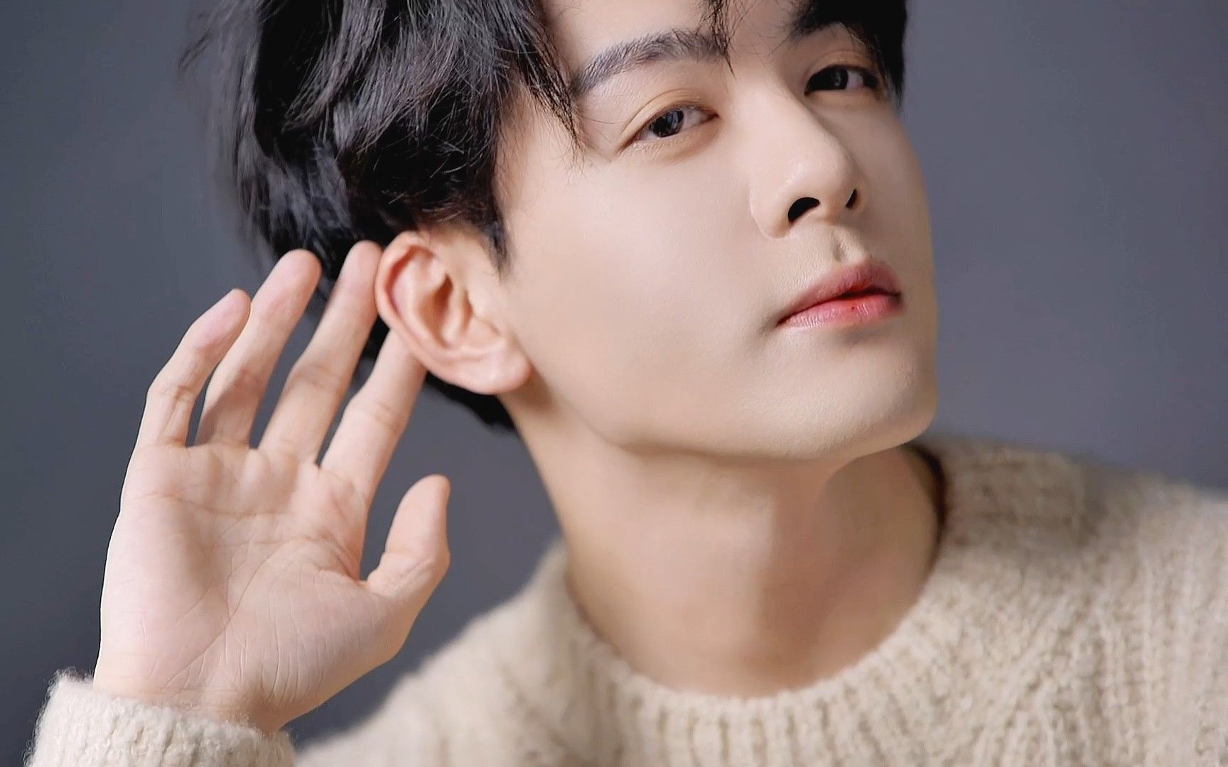 冬天到了,猜你想看软软糯糯的曾舜晞