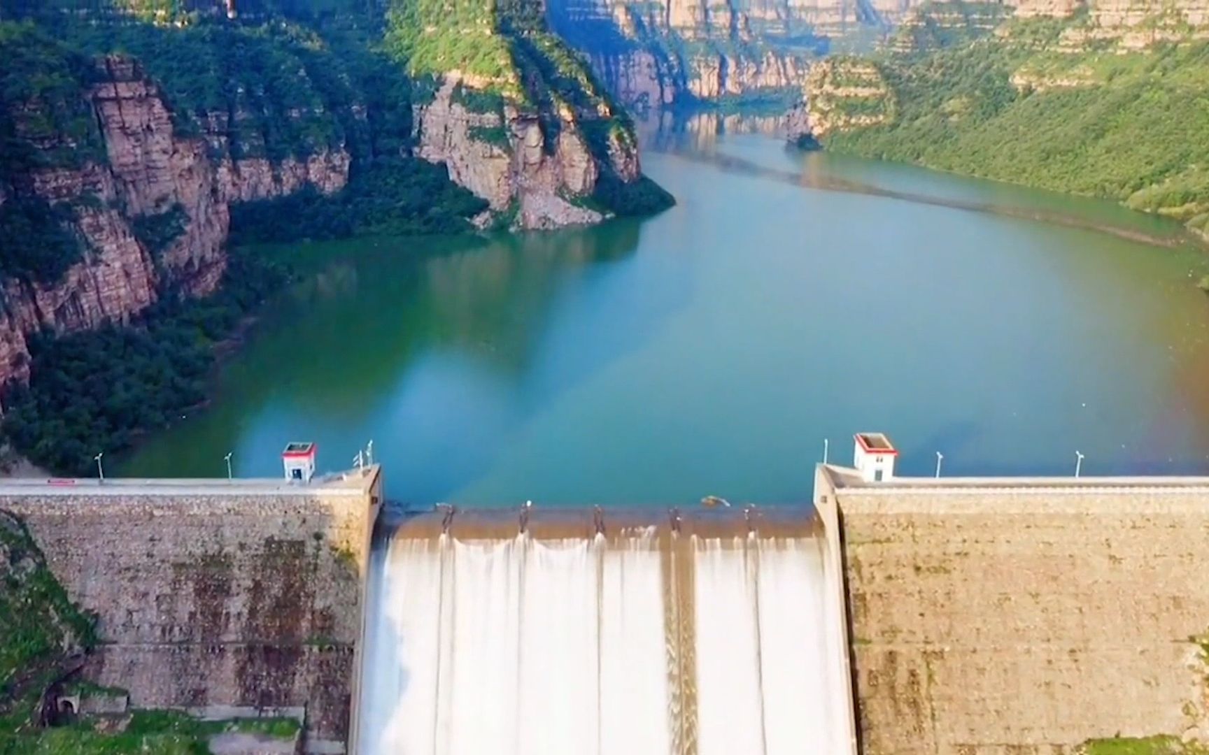 投资将近2亿元群众自发捐款2千多万红旗渠补源工程马家岩水库建成12年