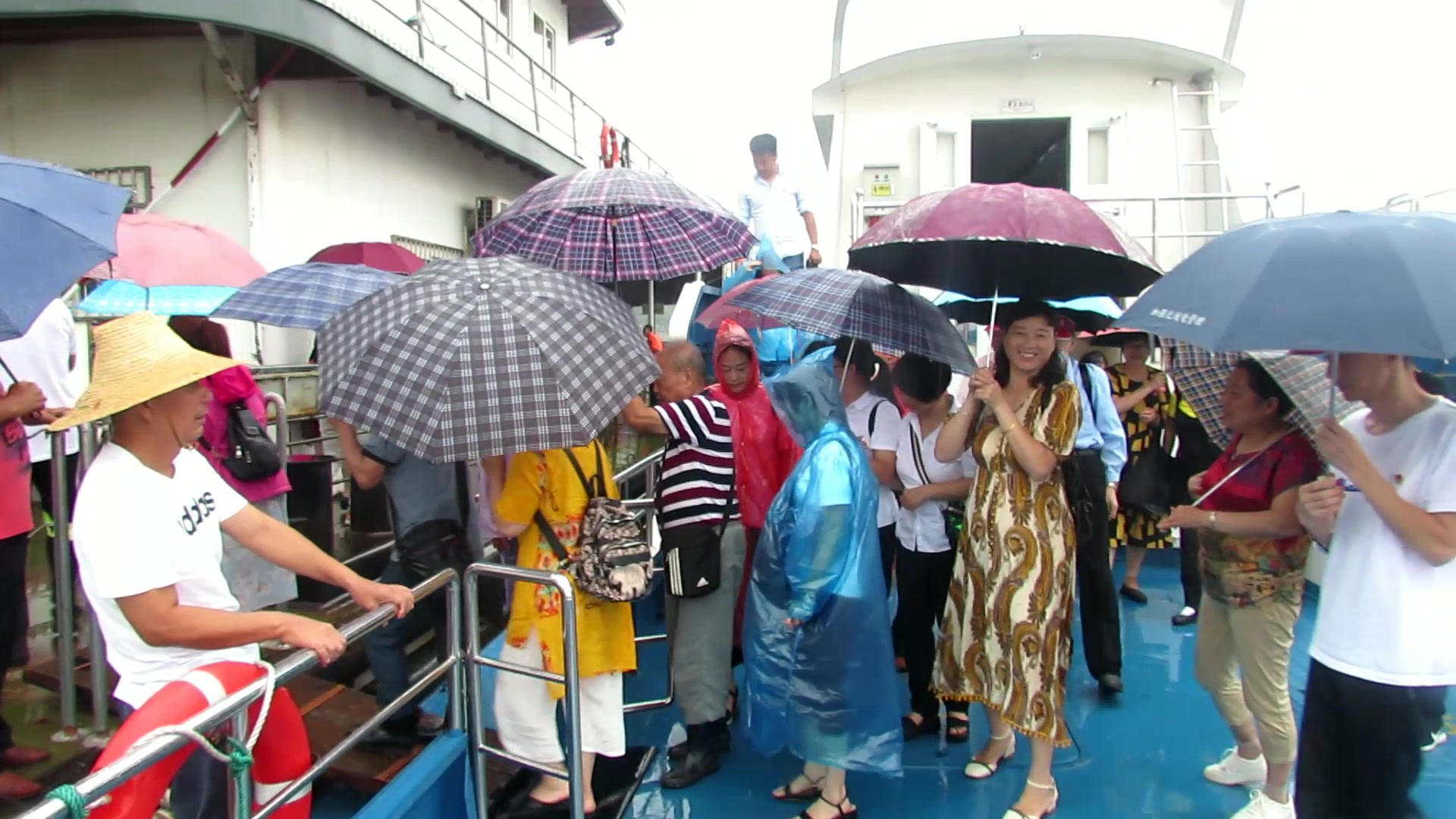 【鞋山】参观返回登陆鄱阳湖湿地公园一日游大垅中学凰村中学湖口第一中学湖口礼文中学流芳中学湖口二中马影中学湖口中学暑假毕业生学吉他...