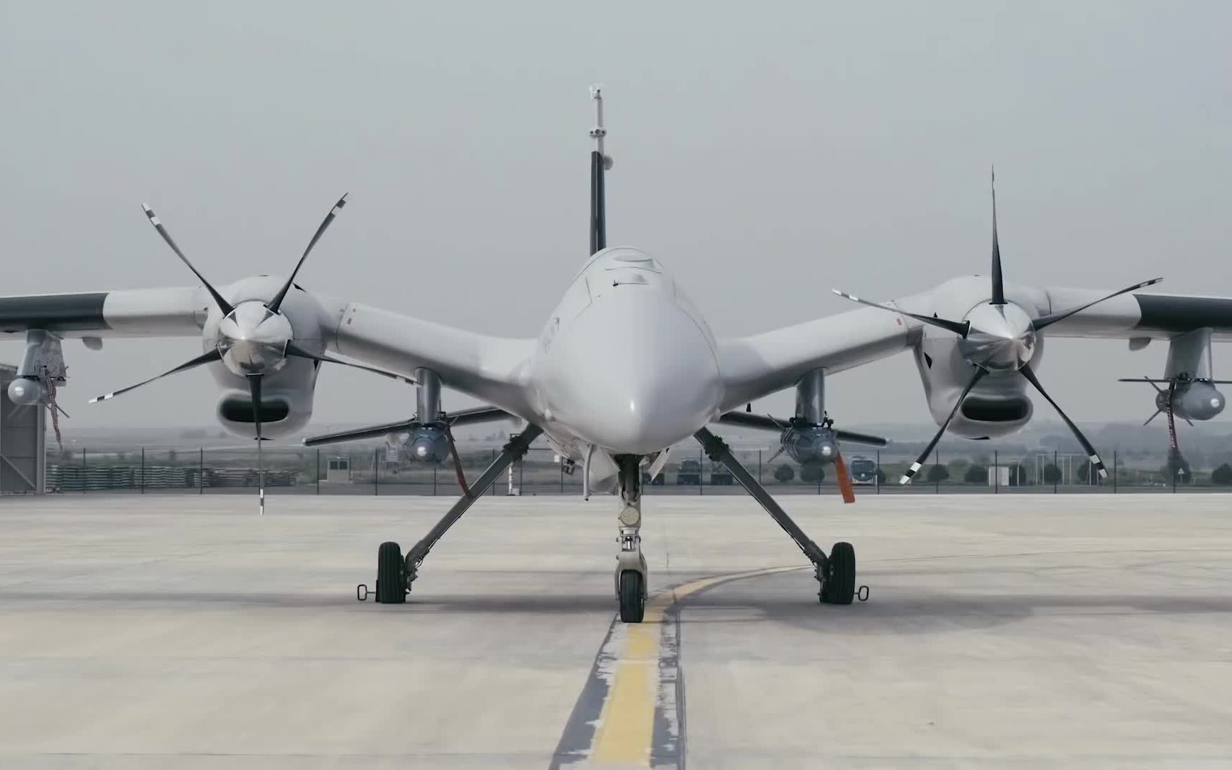 土耳其 游骑兵akinci 无人机