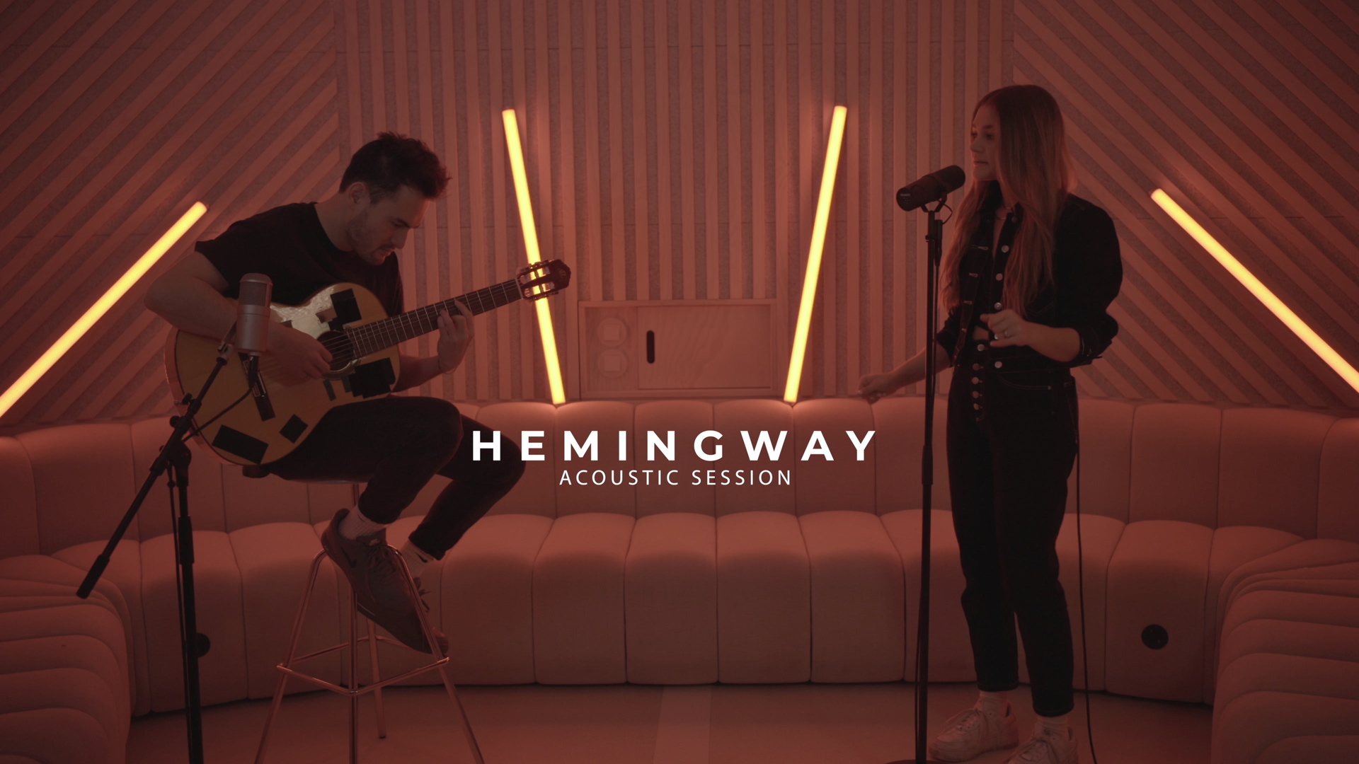 [图]Emily Roberts「Hemingway (Acoustic Session)」