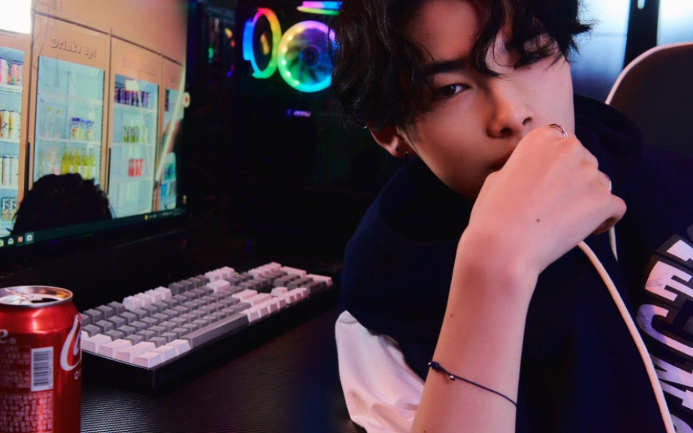 enhypen西村力niki少年感爆棚