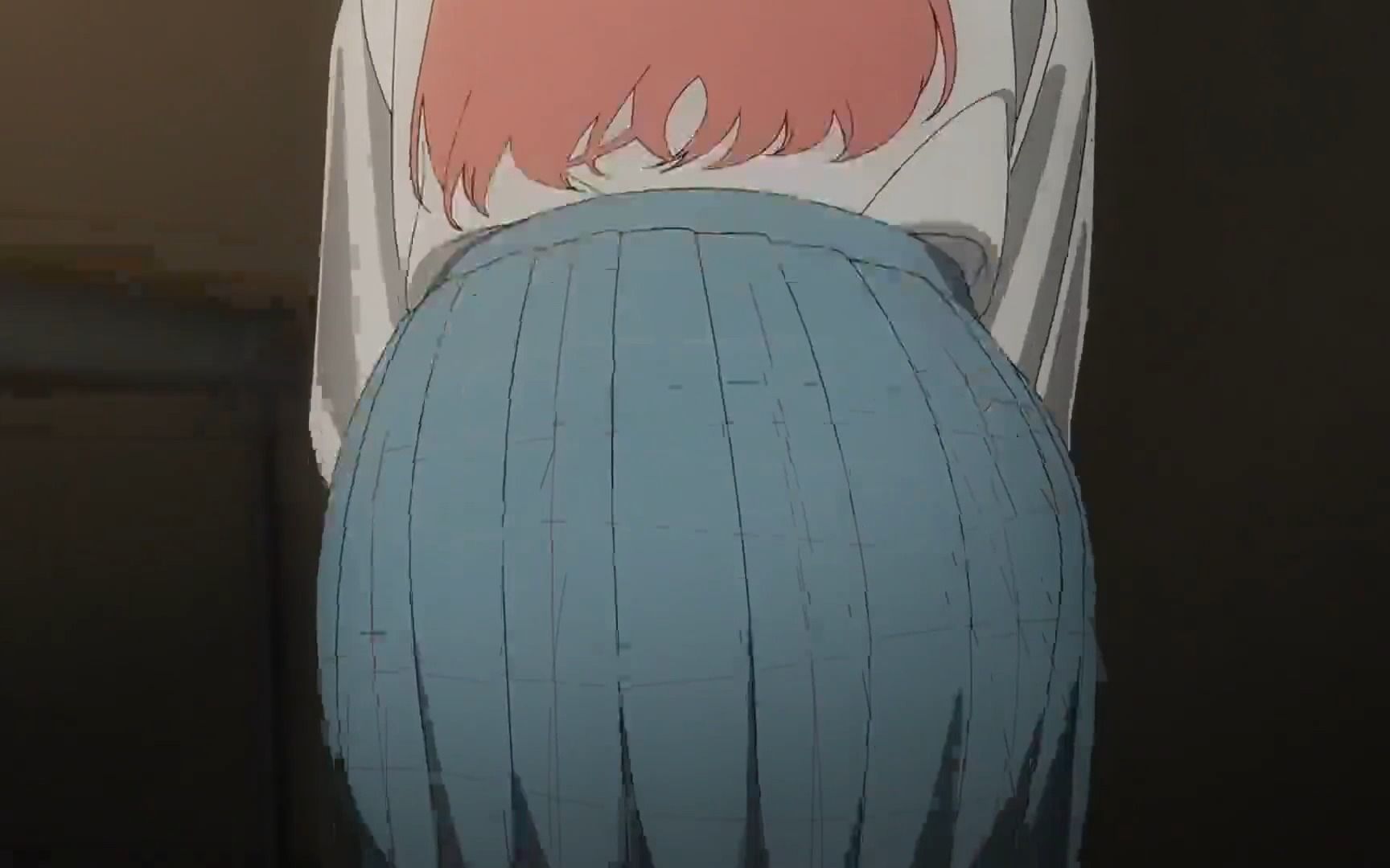 "你能帮我脱下裙子吗"