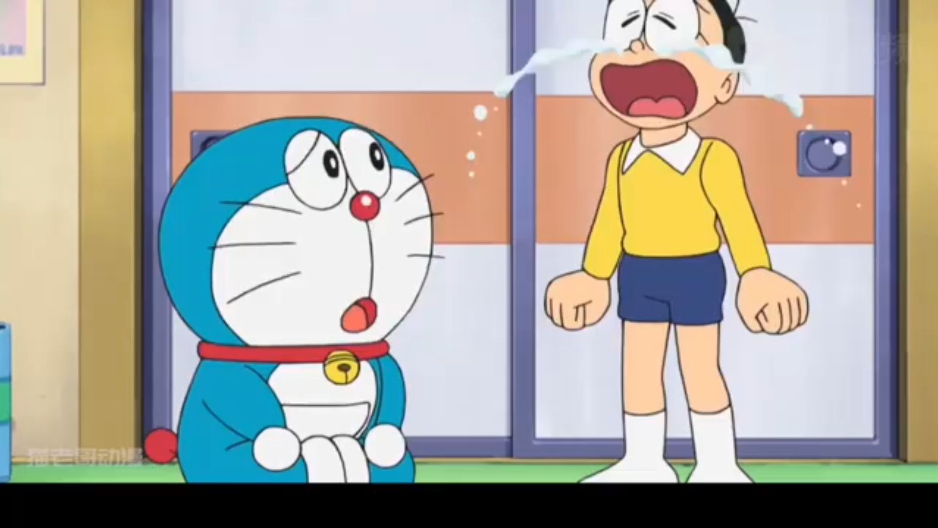 哆啦a梦大雄在哆啦a梦的帮助下给静香写情书静香被感动哭了