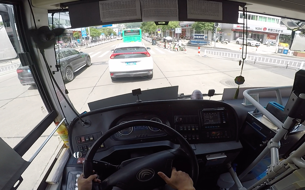 开公交了兄弟们(第一视角)_哔哩哔哩_bilibili