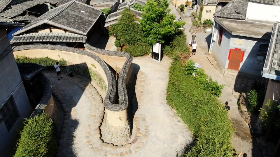 嵩口古镇鹤形路