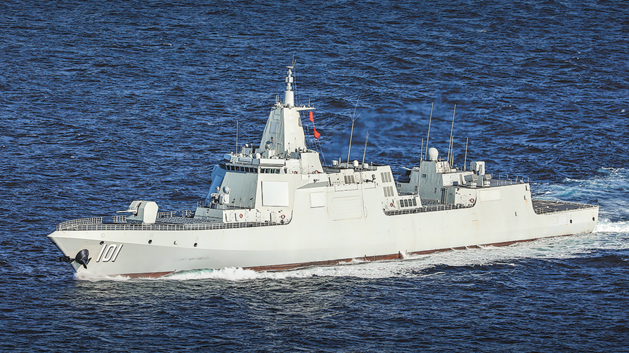 入列3周年!南昌舰解缆起航,展开新年度军事训练