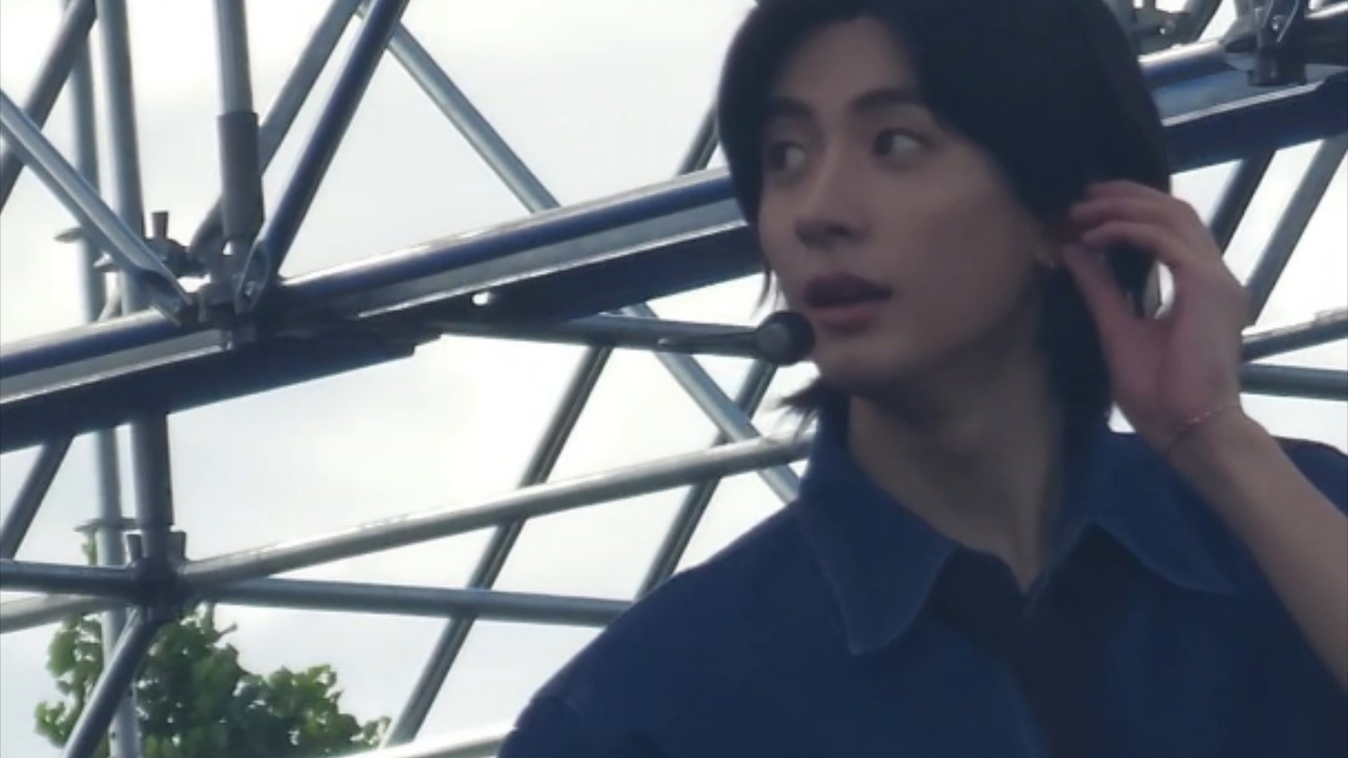 240928友利银行 | 太靓了,港风牛仔倒三角宽肩大帅哥,男神,想和你一起