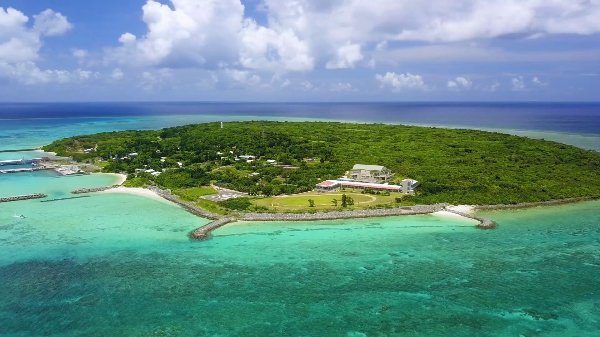 [图]山河万色，来之不易就格外珍惜。八重山｜鳩間島｜日本｜冲绳｜航拍