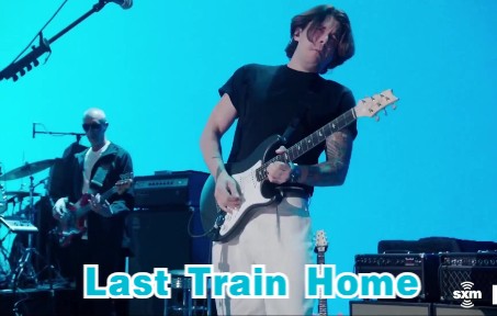 [图]高清John Mayer 2022最新现场 - Last Train Home PRS全新配色Silver Sky登场