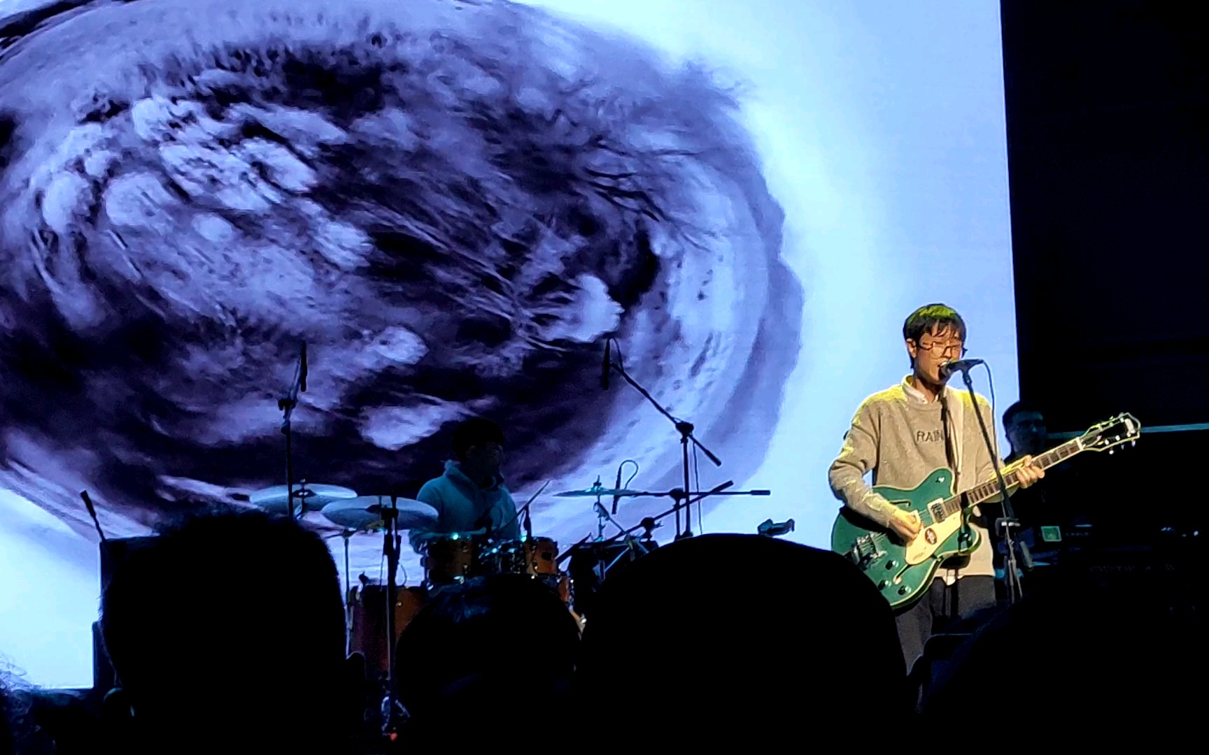 【尧十三】很久【麻油叶七周年跨年演唱会】_哔哩哔哩_bilibili