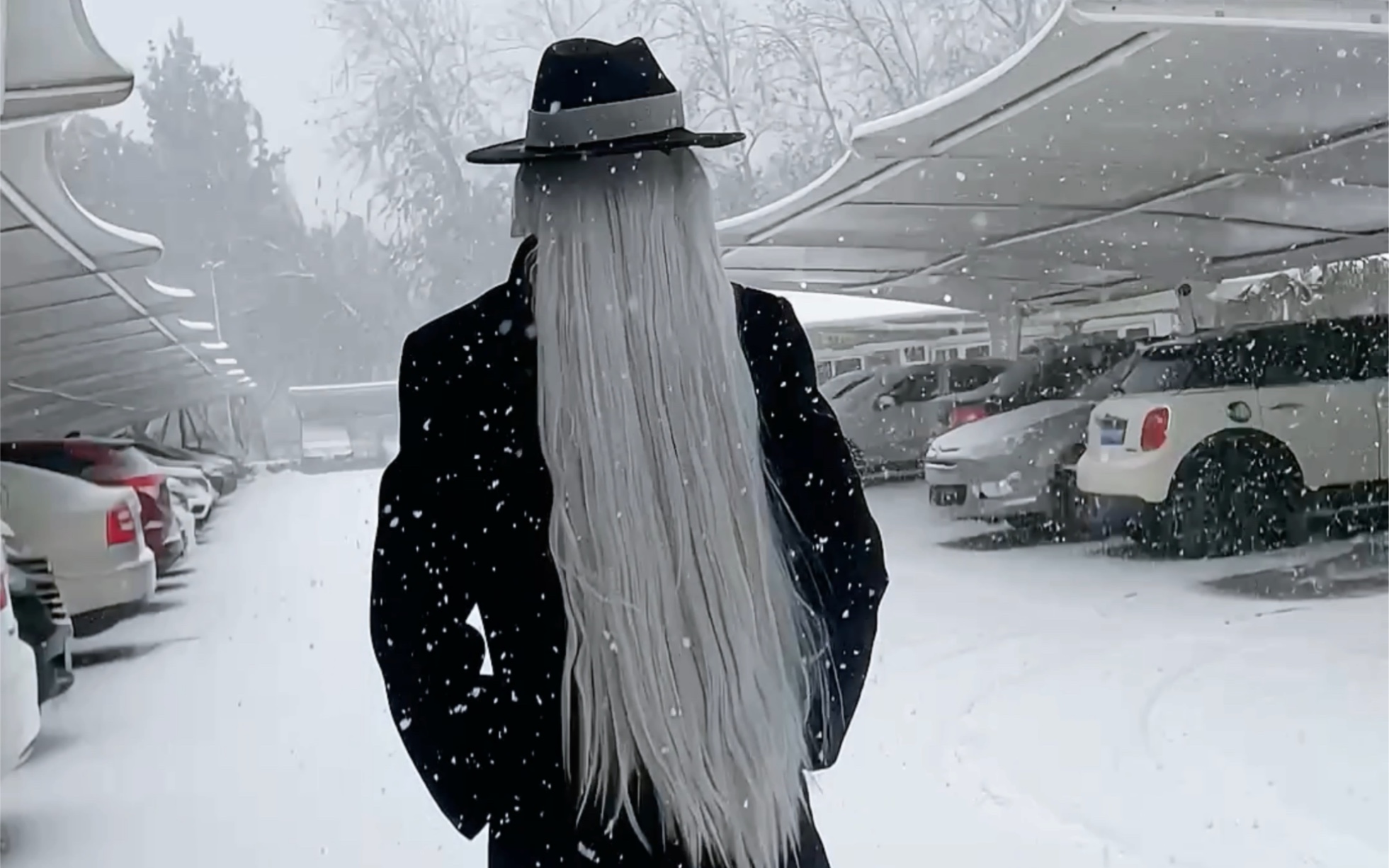 【琴酒cos】不是特效!真的飘雪