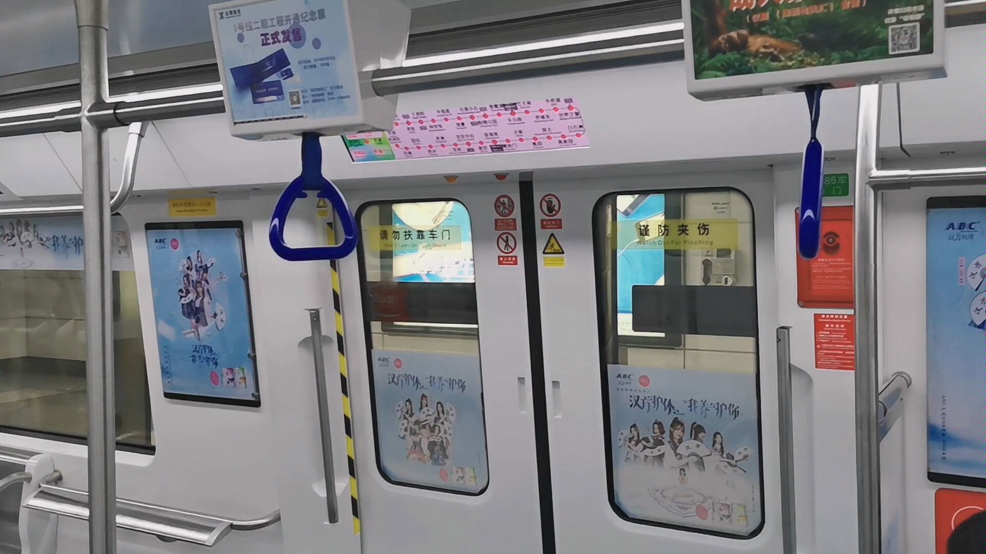 深圳地铁1号线罗湖老街机场东方向区间运行与报站