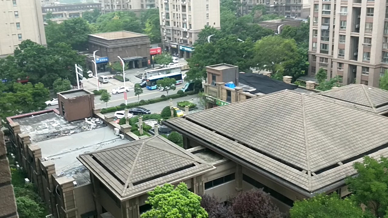 徐州公交97路00860d海顿公馆出站