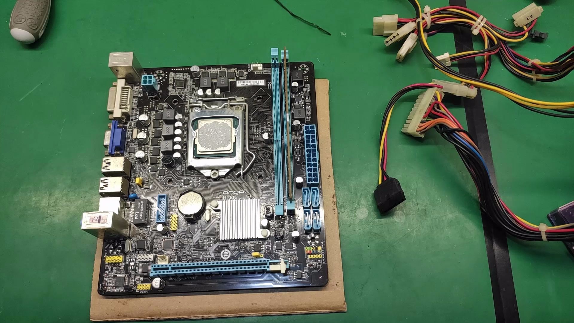 有块昂达h110c主板不开机让我来捡个漏试试