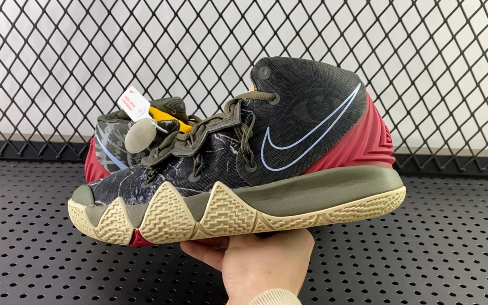 欧文s2军绿迷彩!实战版本!尺码39-46!原厂气垫配置唯一可实战版本!