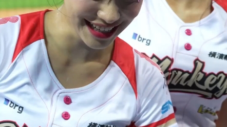 可爱丸子头啦啦队李多惠