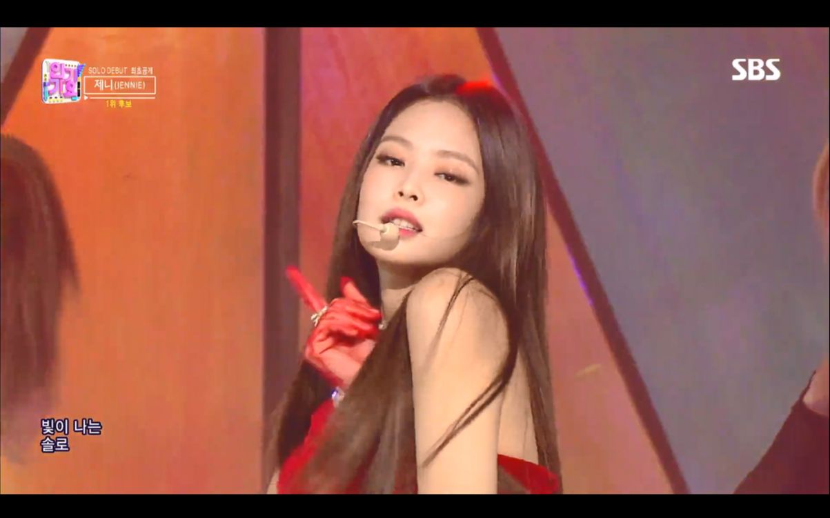 181125solo打歌现场舞台一位安可人气歌谣blackpink金智妮yg粉墨团