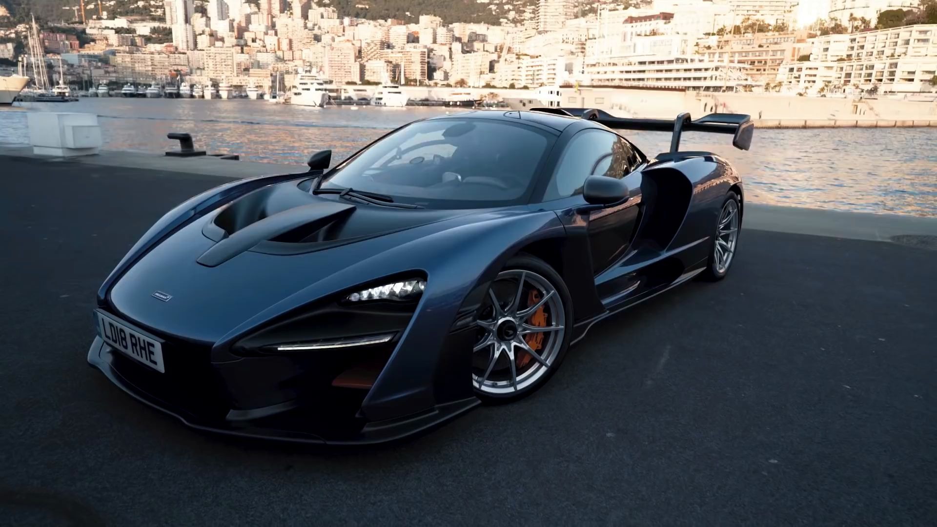 【油管搬运】前f1世界冠军驾驶迈凯伦塞纳竞速赛道 by nico rosberg