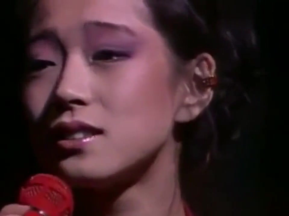 [图]中森明菜《Oh no oh yes》