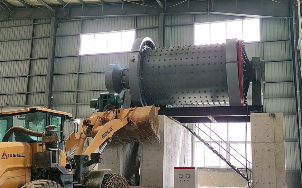 设计为时产150吨,枣庄荷泽泰安聊城风化料用2445球磨机制砂料形效果好