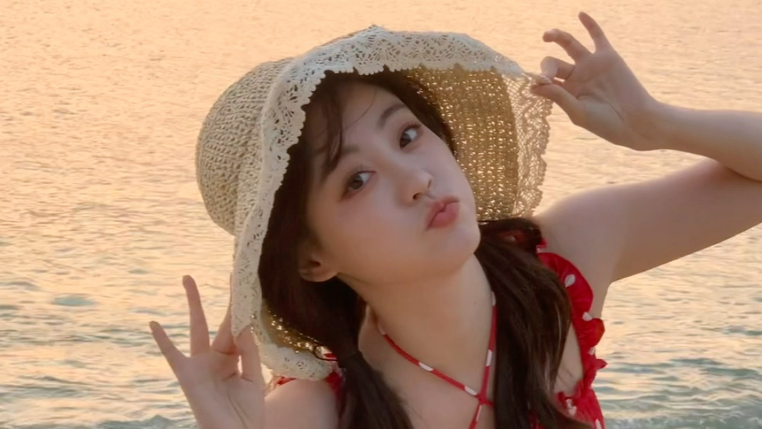 要一直一直走花路呀#祝绪丹 #海边随拍 #2024顺风又顺水