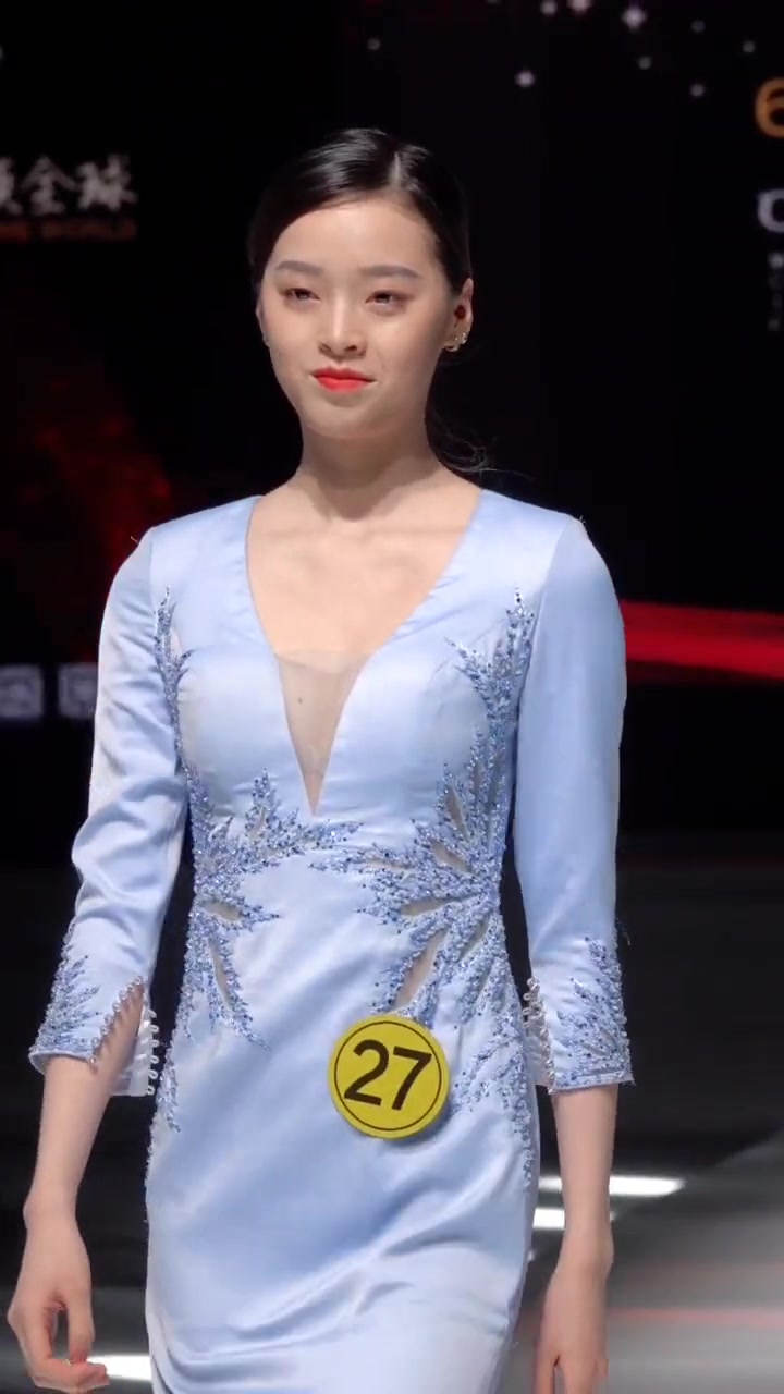 第五届中国大学生时装模特大赛晚礼服秀秀场直击 时尚t台秀 高级感穿