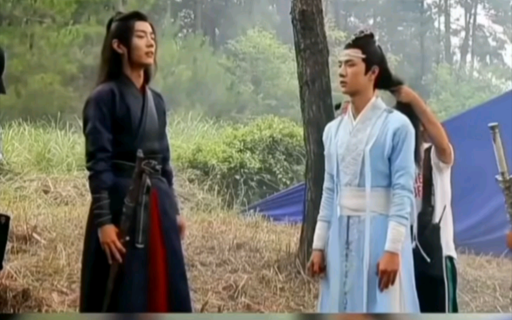 【陈情令花絮】两人看来没少打打闹闹,都形成条件反射了!