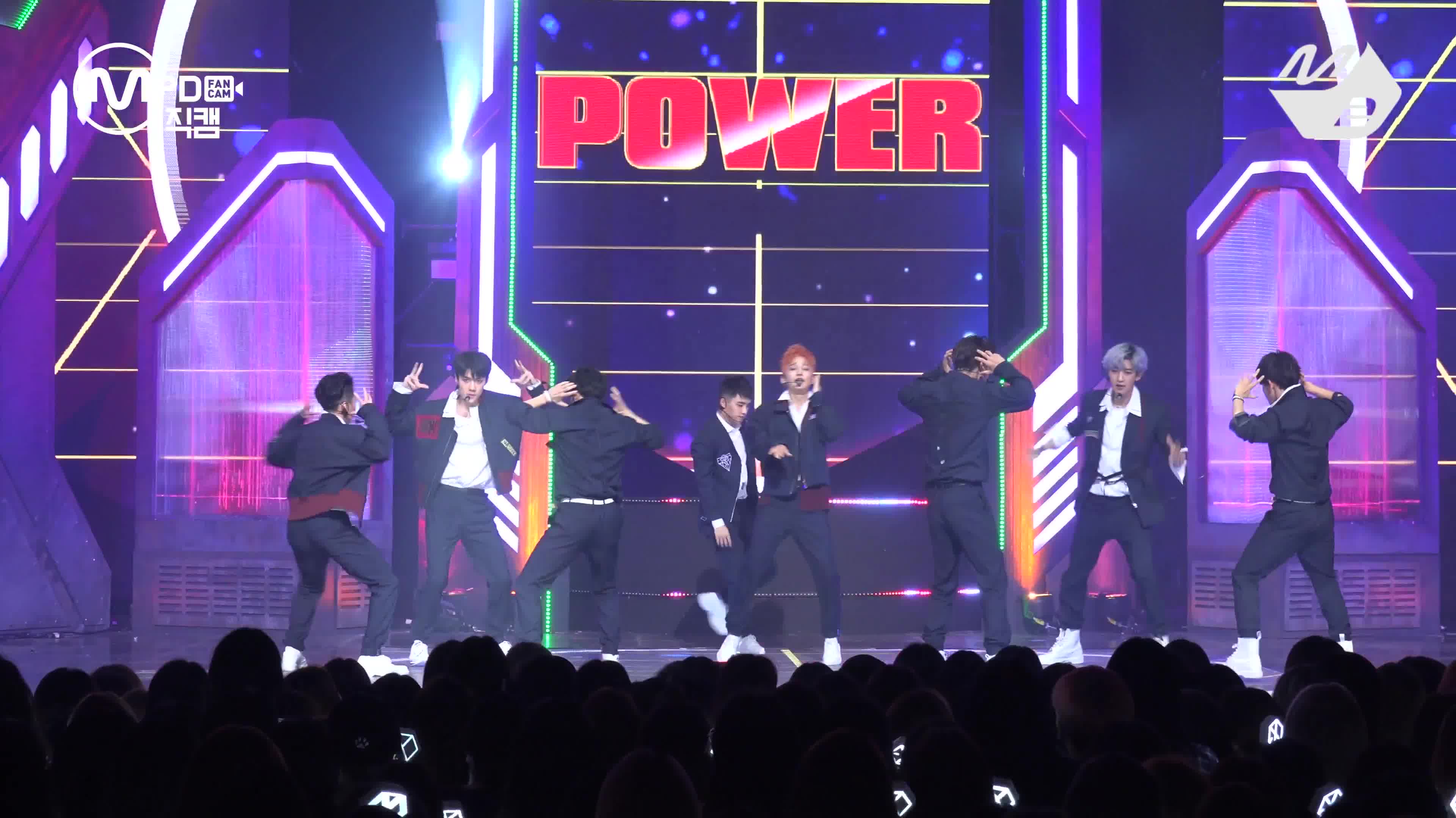 【exo】[超清正面] 首场四辑后续回归舞台power_170907