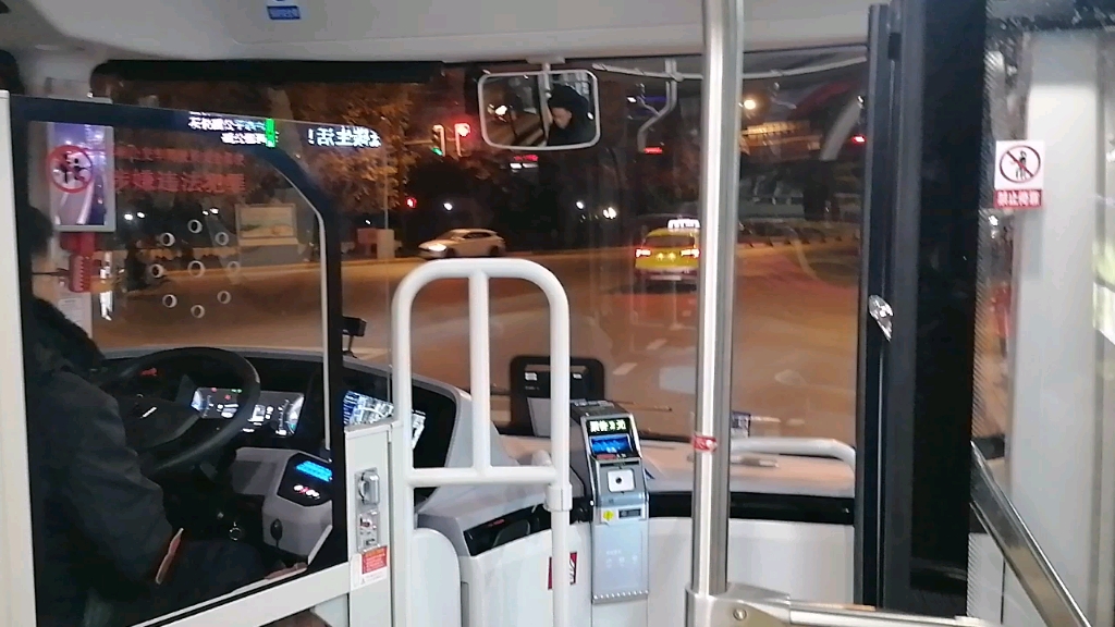 上海公交911路sov车内视角