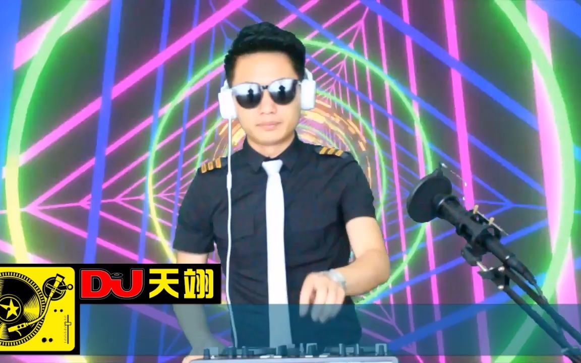 嗨音车载ⷮŠ溜冰神曲DJ《旱冰场专用英文ⷥ›ž顾溜冰场那些经常放曲子》,高清舞曲串烧大碟!哔哩哔哩bilibili