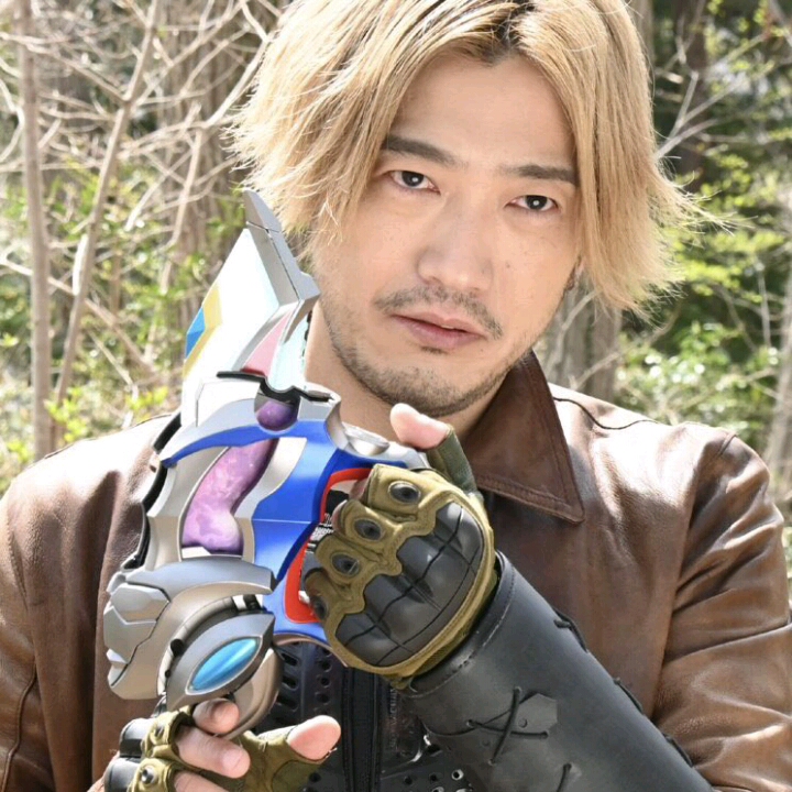 alfa 鹰山仁 假面骑士霸剑 巴赫特 救急战队gobule 巽流水扮演者谷口