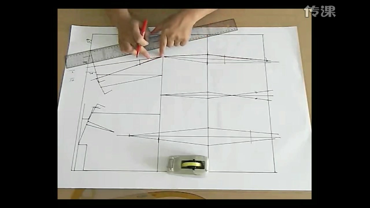 服装制版教程【课时20】服装制版上衣整身原型2才智服装制版技术哔哩哔哩bilibili