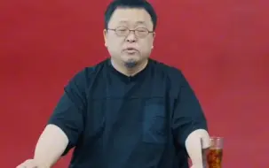 Download Video: 罗永浩的15000字重磅终于来了，视频时长23分钟，但是全部是干货，很有意思的干货，老罗依然是手动的ppt，最后带货五虎金骏眉，售后承诺令人发指，免费试喝10泡