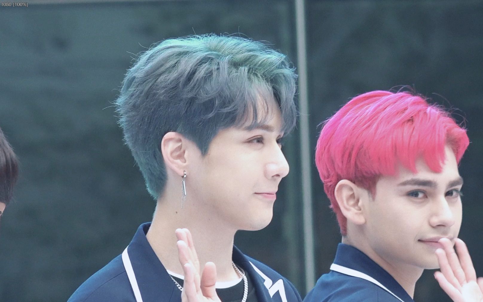 吾木提undernineteen上岩广场拍手会饭拍iii