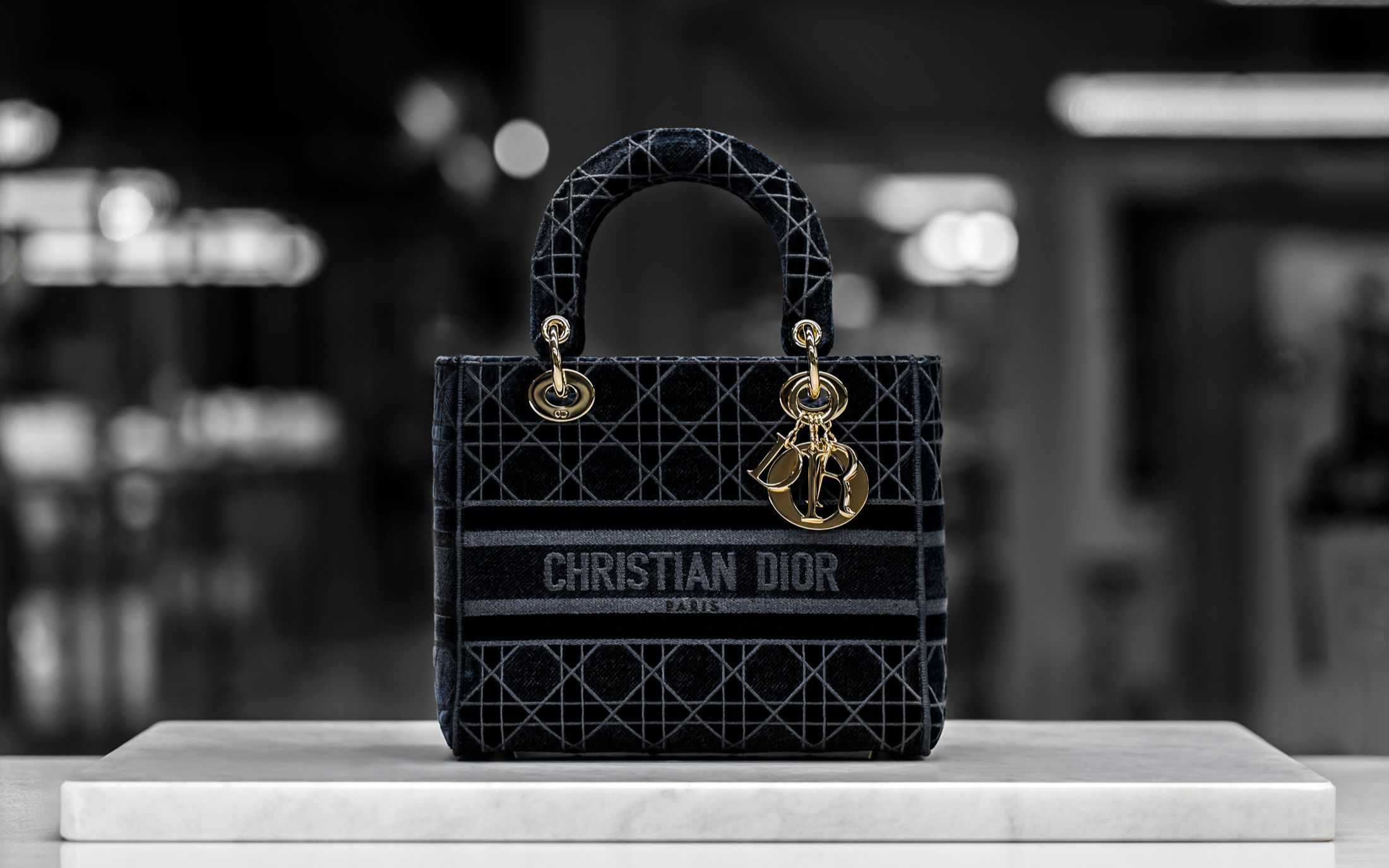 dior迪奥立体天鹅绒ladydlite手袋