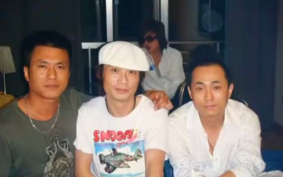 我们的青春大多数都是听他们的歌长大的,可能很多人连dj王志是哪个都