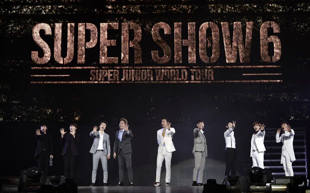 [图]【Super junior演唱会】【六巡上海场】20150205全场视频！位置不好但效果还挺令人欣慰！