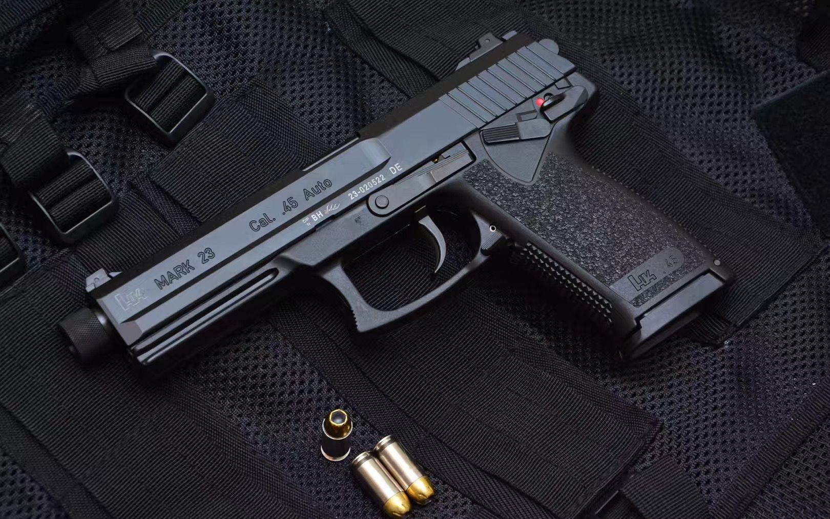 【深度解析h&k mk23】黑夜下的幽灵_哔哩哔哩_bilibili