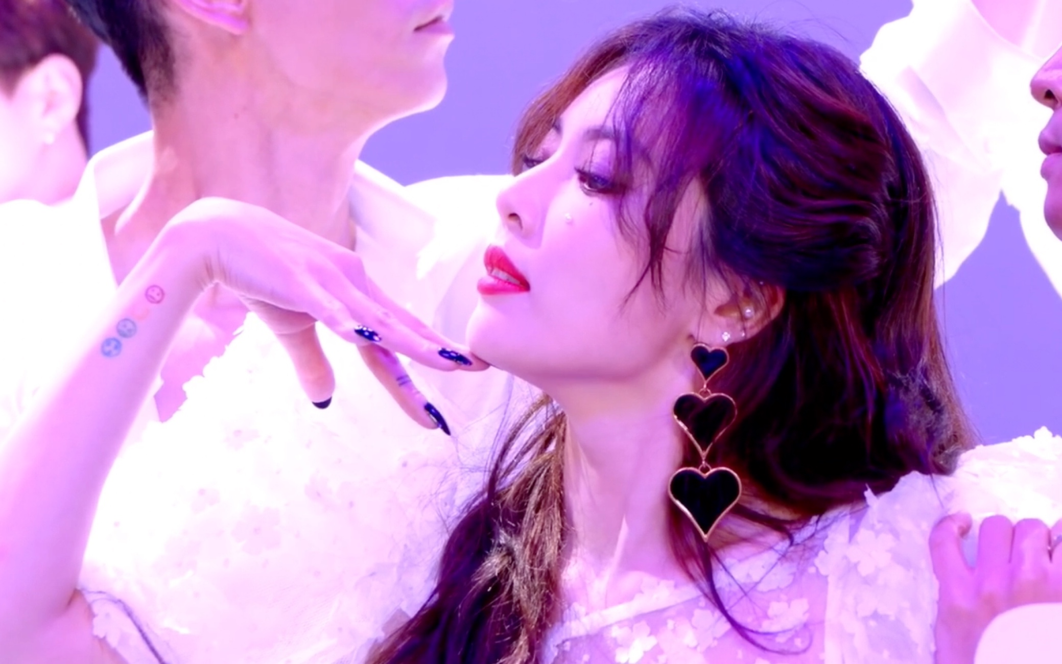 [图]#金泫雅#Flower Show最新练习室版本【视觉中心】4K60帧#HYUNA#