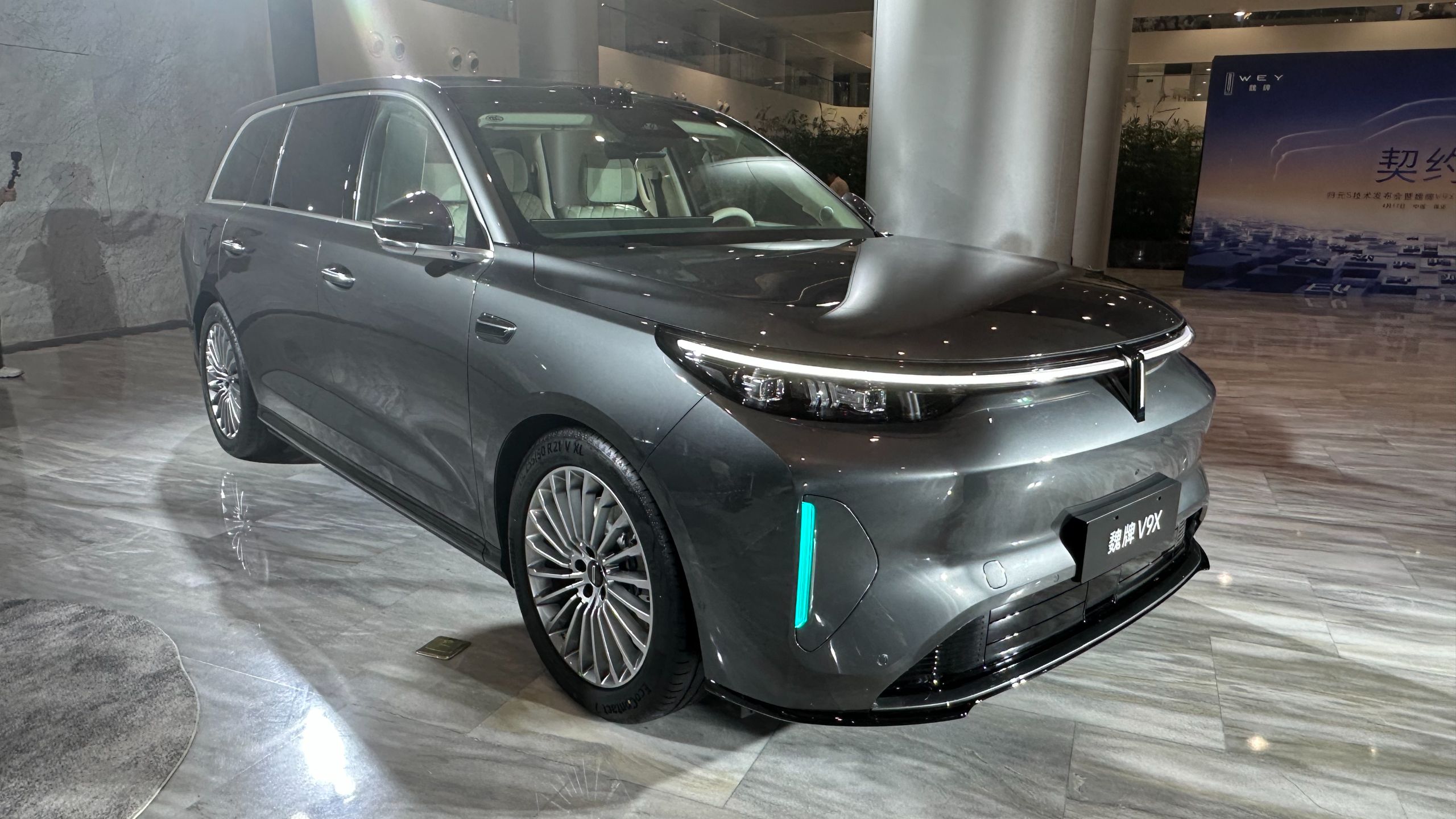 长城汽车归元s平台大六座旗舰suv 魏牌v9x