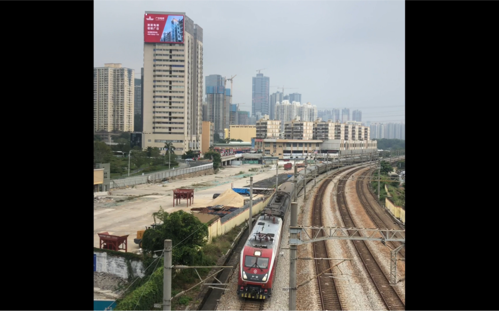 草埔站两趟普速列车( 重新制作)_哔哩哔哩_bilibili