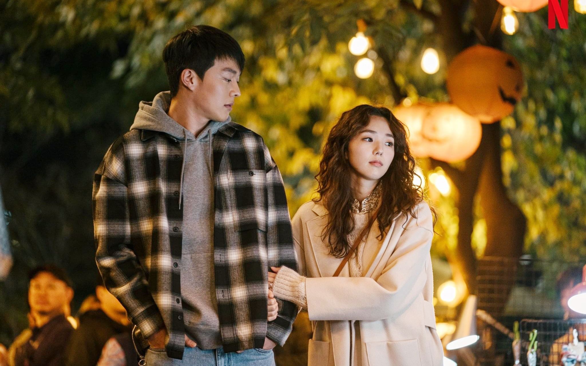 小伙被两位女神追韩国2021高颜值爱情喜剧片结局反转很惊艳