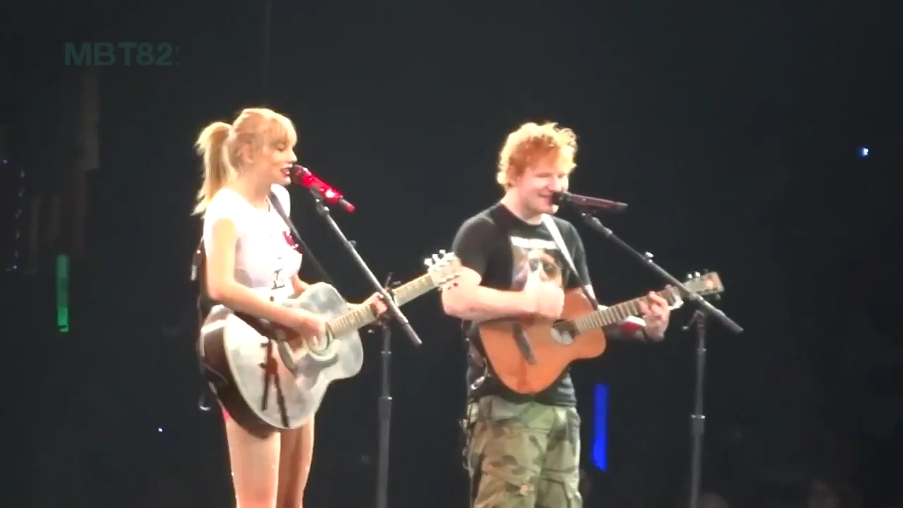 [图]Everything Has Changed - Taylor Swift ft. Ed Sheeran - Red Tour - August 19 2013