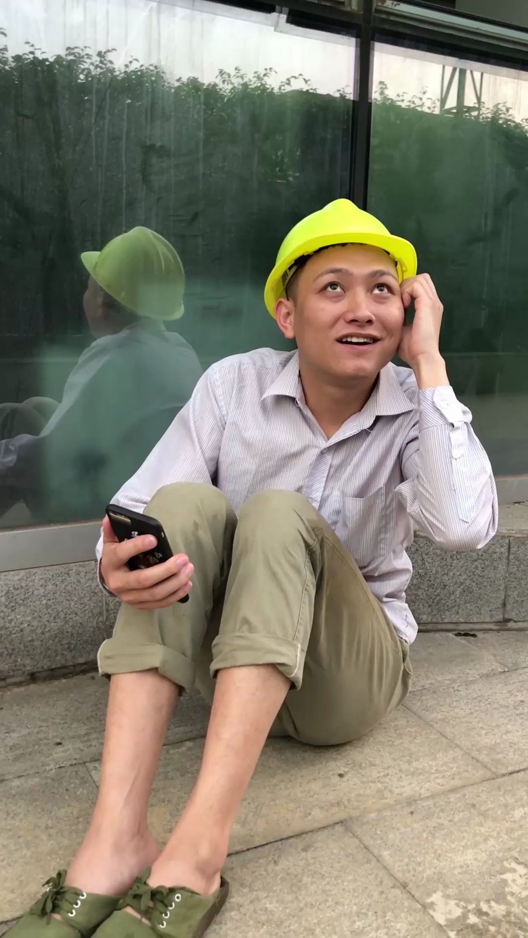 广西友仔见面的方式都是这个样子的