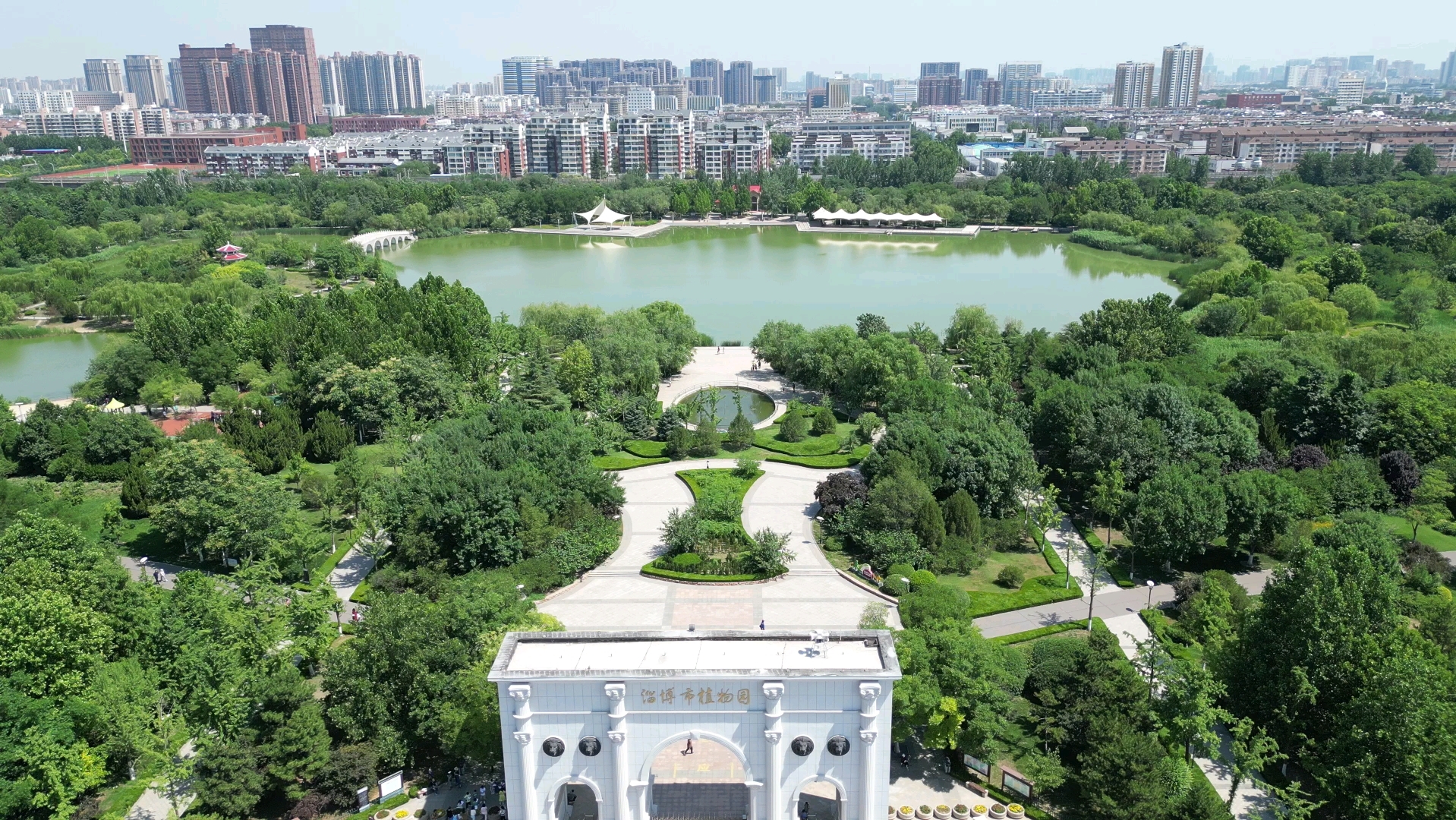 淄博植物园景色图片