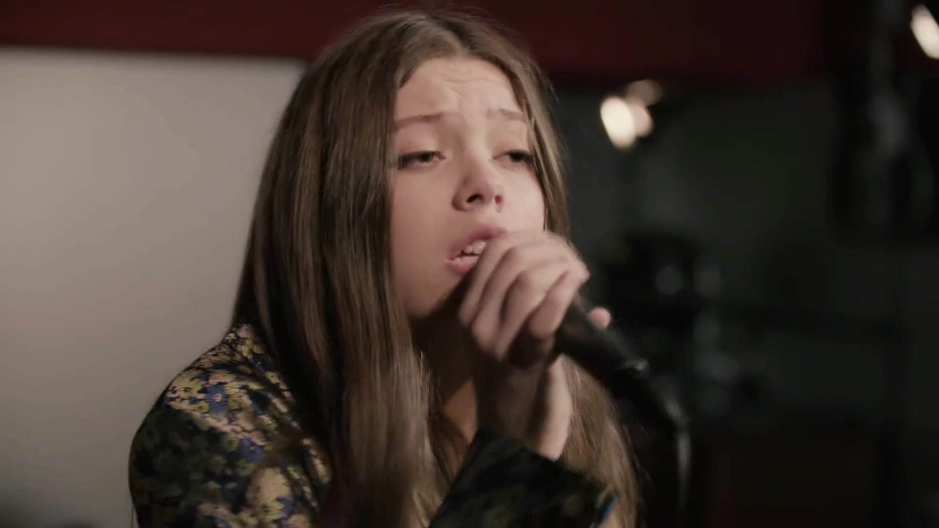 [图][1080p60]Courtney Hadwin - Sucker