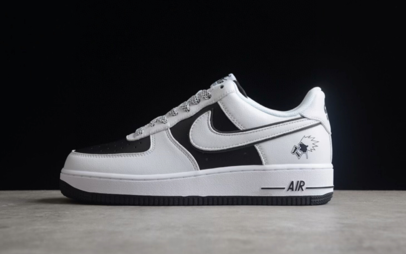 耐克nikeairforce1空军一号喜茶闪电联名空军一号黑白满天星低帮板鞋